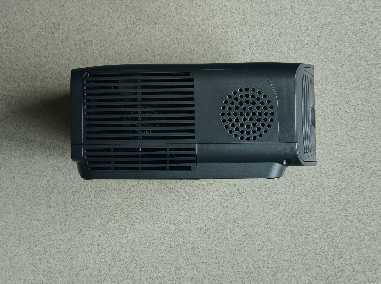 Fully enclosed autofocus 4K cinema-grade projector.Family, outdoor, dormitory, private luxury video hall is the first choice